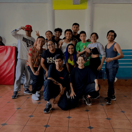 Primer entrenamiento de la compañía a cargo de la maestra Sam Contreras